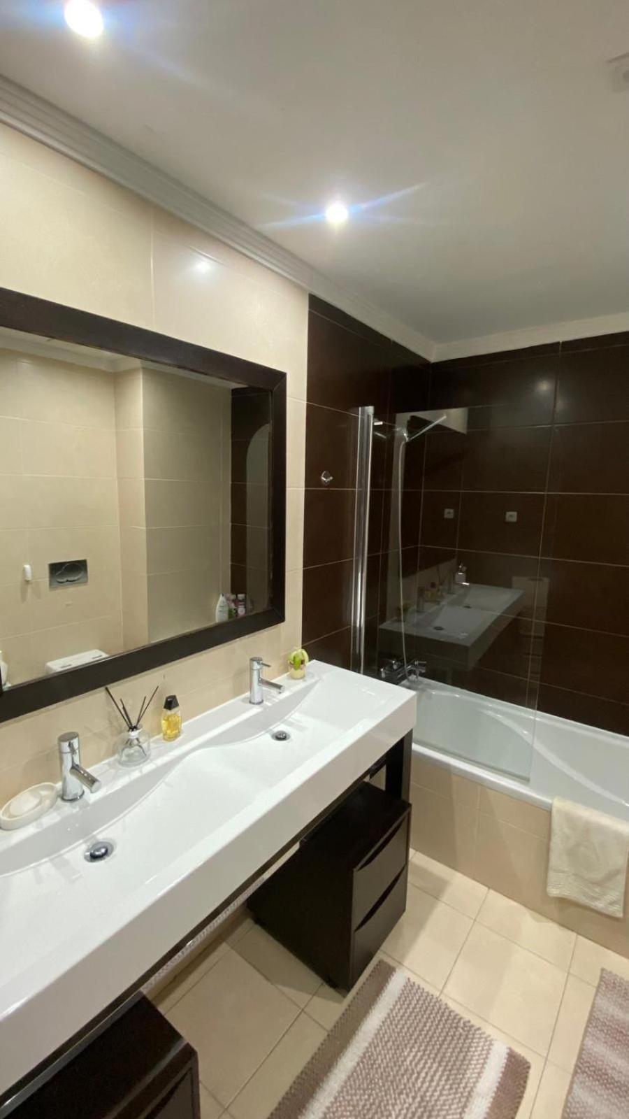 Rooms In Faro Close To Airport Екстериор снимка